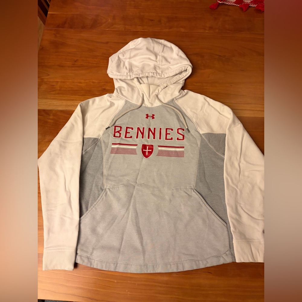 College of St Benedict’s Bennie’s XS Under Armour White and Gray Hoodie